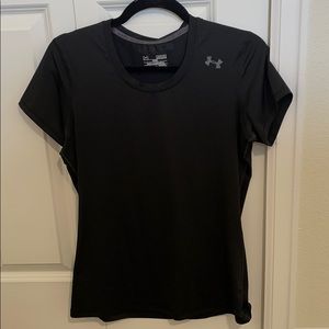 Under Armour black top running